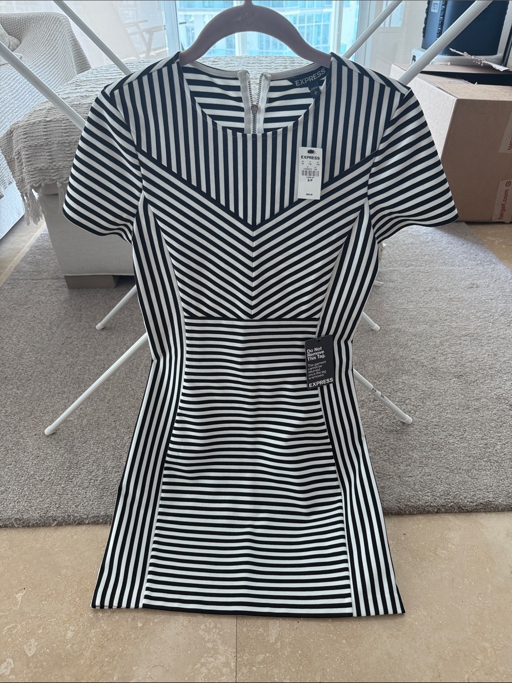 NWT Black and White dress from Express. Size small